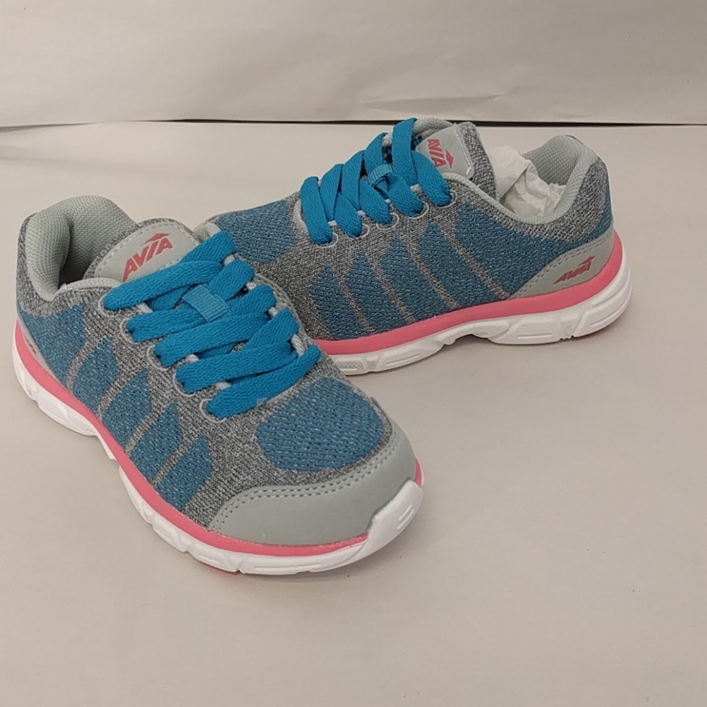 NIB. Little GIRL'S AVIA RIFT LACE. GRAY/BLUE/PINK